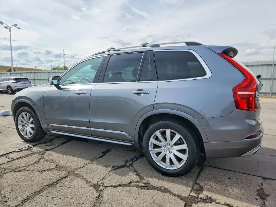 2016 VOLVO XC90 T6  