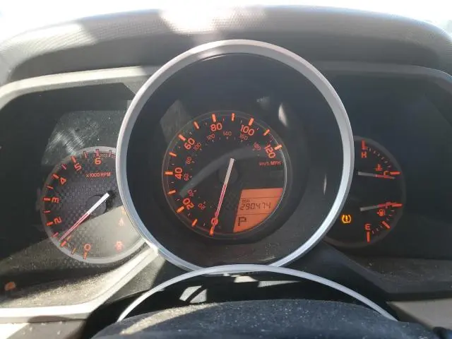 2011 TOYOTA 4RUNNER SR5  