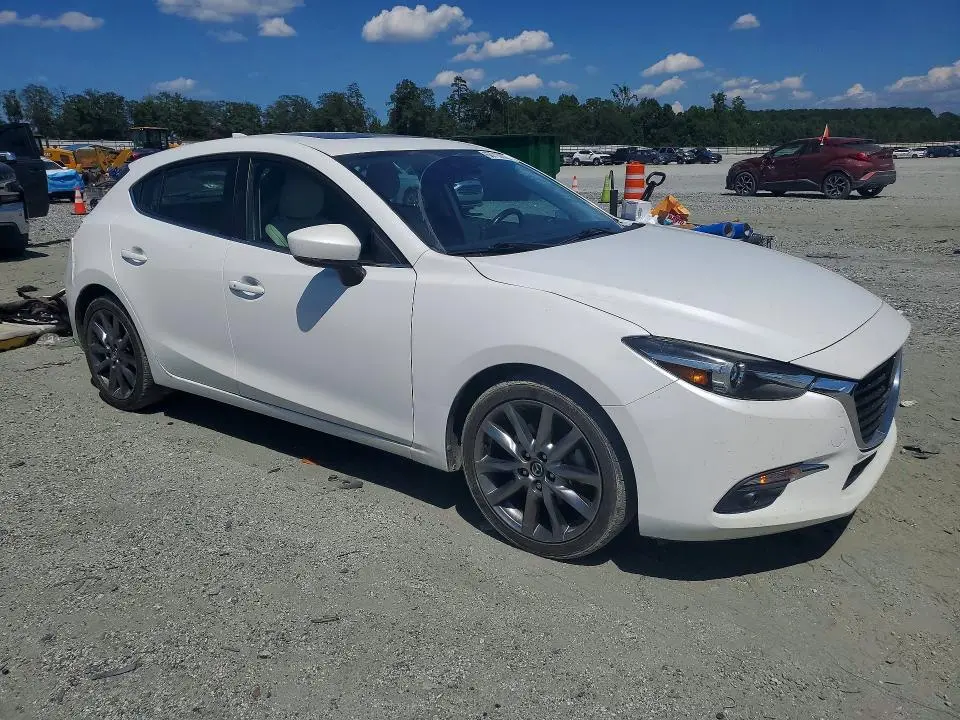 2018 MAZDA 3 GRAND TOURING  