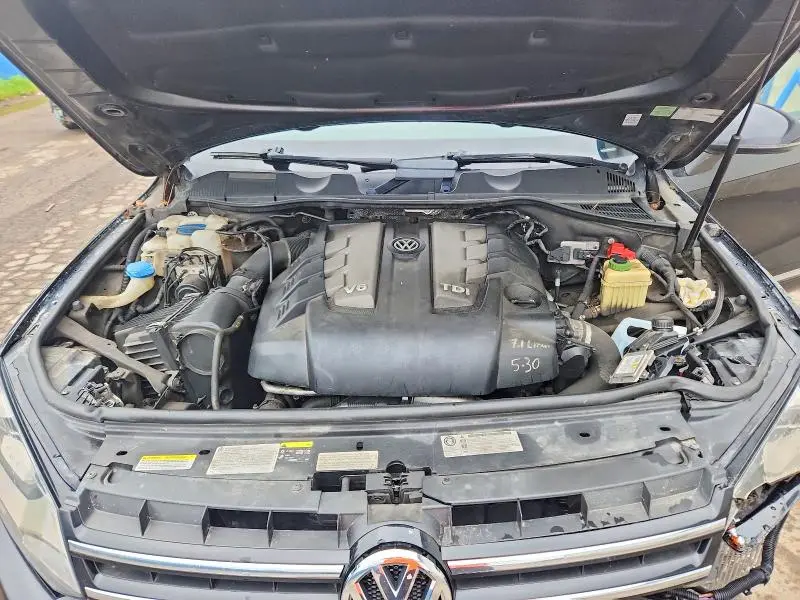 2014 VOLKSWAGEN TOUAREG V6 TDI  