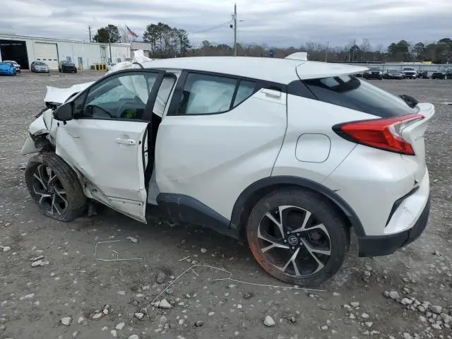 2019 TOYOTA C-HR XLE  