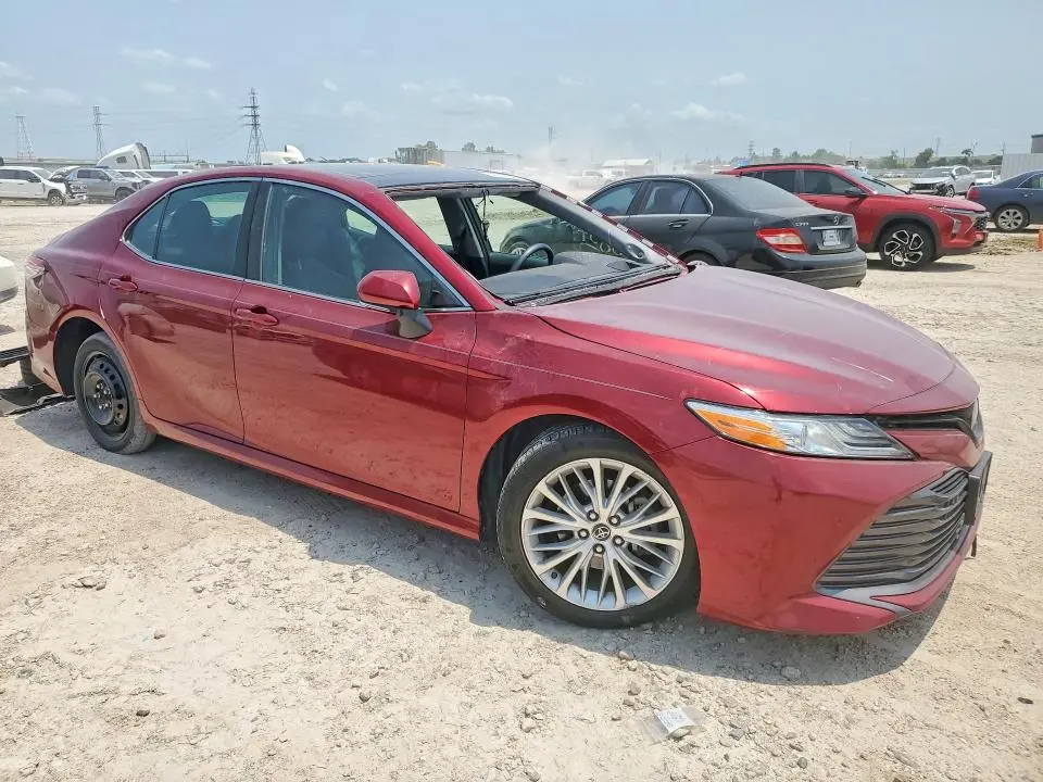 2018 TOYOTA CAMRY XLE V6  