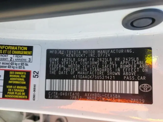 2025 TOYOTA CAMRY XSE  