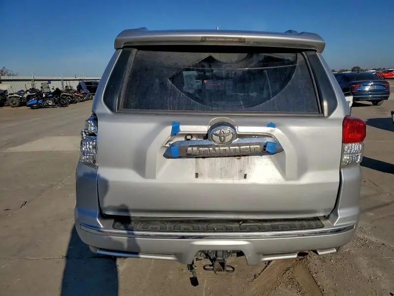 2012 TOYOTA 4RUNNER SR5  