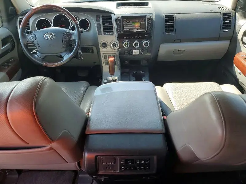 2012 TOYOTA SEQUOIA PLATINUM  