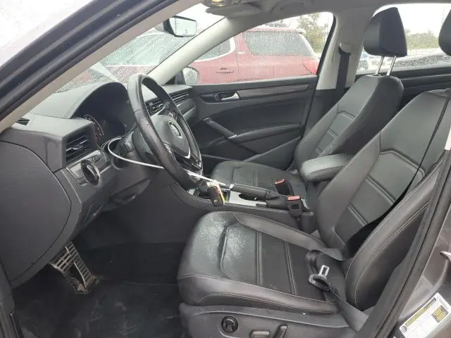 2020 VOLKSWAGEN PASSAT R-LINE  