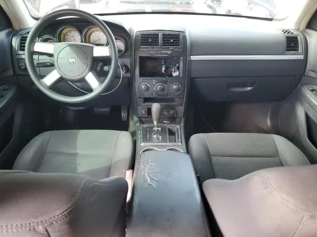 2010 DODGE CHARGER SXT  