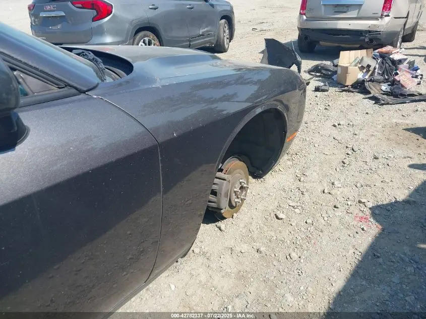 2018 DODGE CHALLENGER SXT