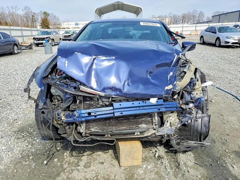 2011 HONDA ACCORD LXP  