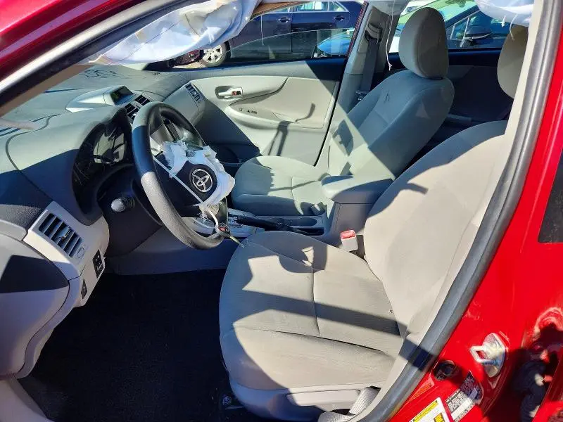 2013 TOYOTA COROLLA LE  