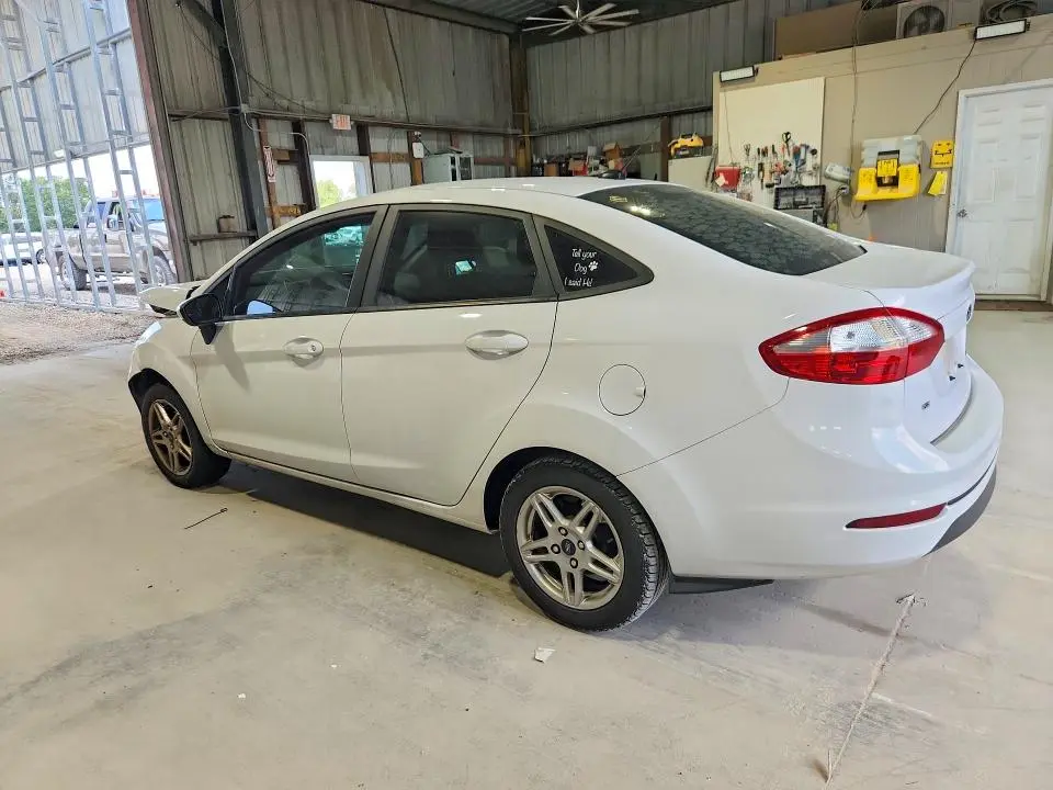 2019 FORD FIESTA SE  