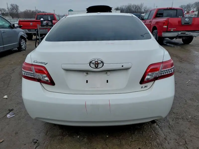 2011 TOYOTA CAMRY BASE  