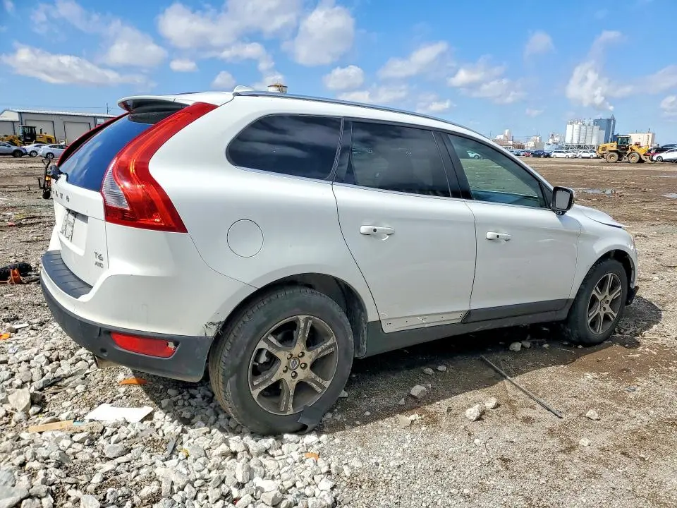 2013 VOLVO XC60 T6  