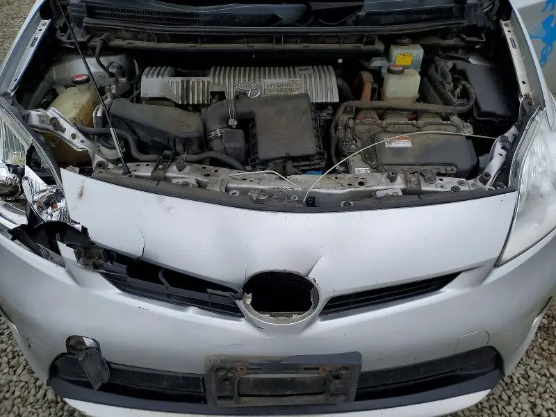 2015 TOYOTA PRIUS FOUR  