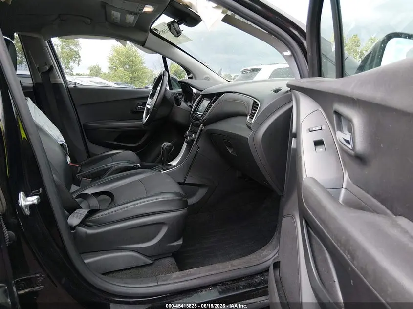 2020 CHEVROLET TRAX FWD LT