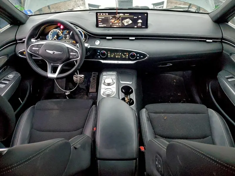 2023 GENESIS GV70 BASE  