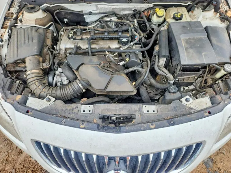 2011 BUICK REGAL CXL  