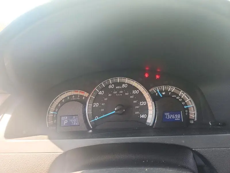 2012 TOYOTA CAMRY SE  