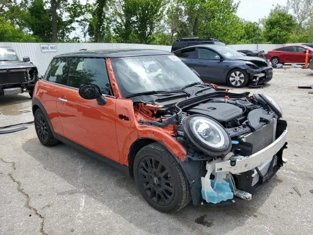 2021 MINI COOPER 
