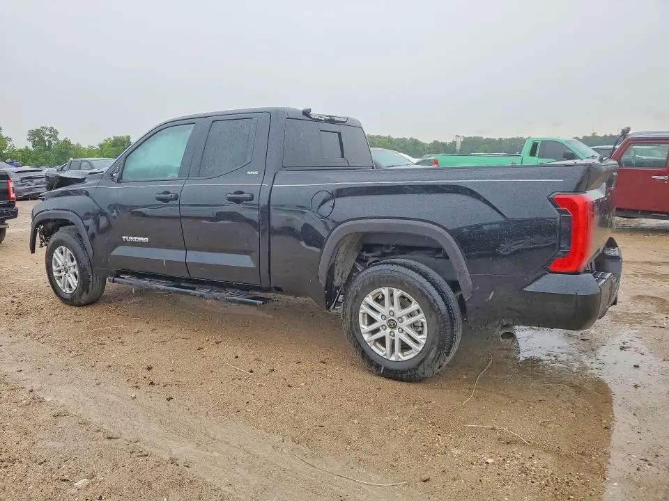 2024 TOYOTA TUNDRA SR5  