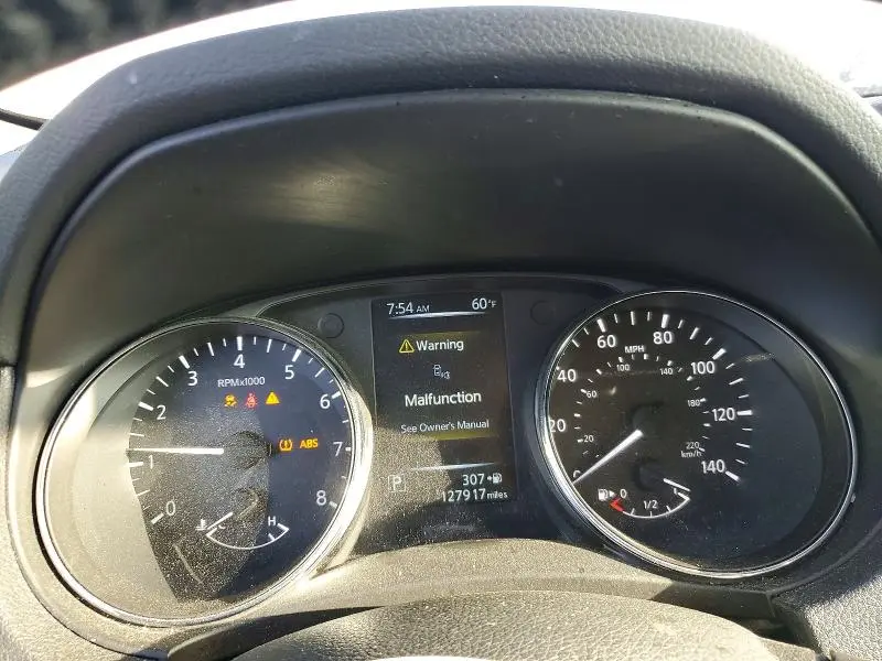 2017 NISSAN ROGUE SV  