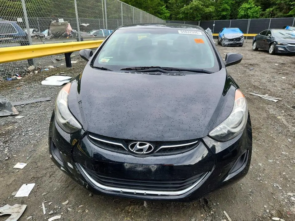 2012 HYUNDAI ELANTRA GLS  