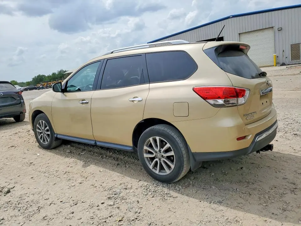 2013 NISSAN PATHFINDER S  