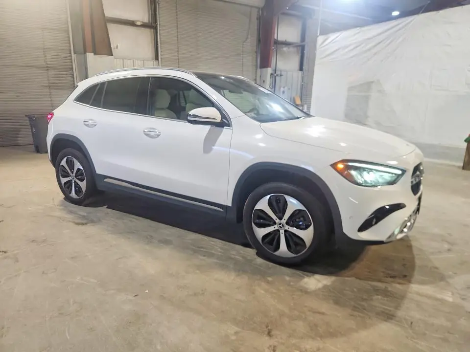 2025 MERCEDES-BENZ GLA 250 4MATIC  
