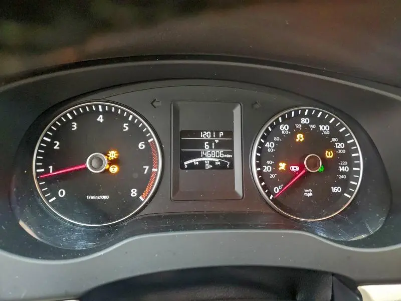 2014 VOLKSWAGEN JETTA SE  