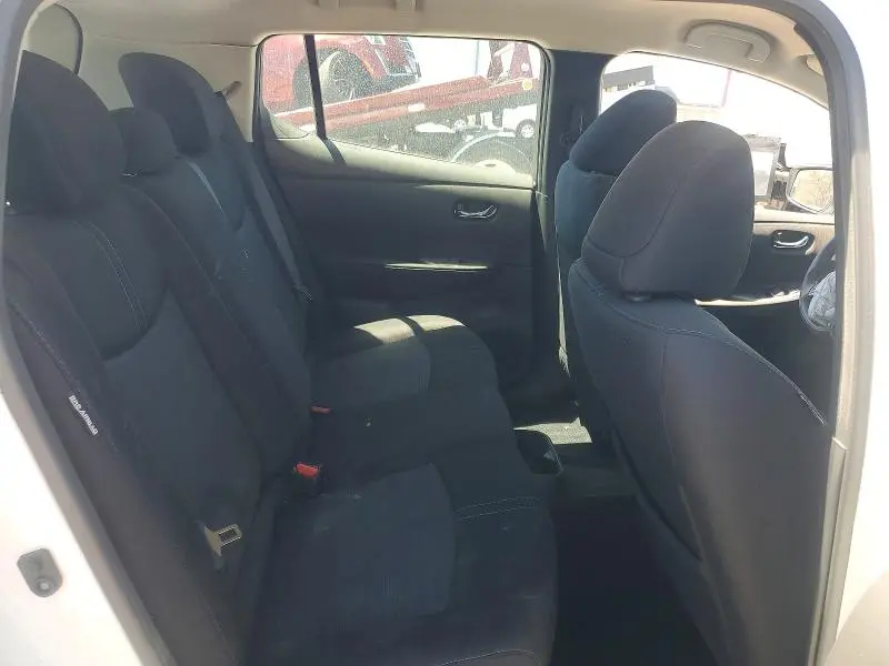 2023 NISSAN LEAF   