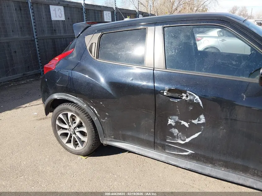 2011 NISSAN JUKE SL