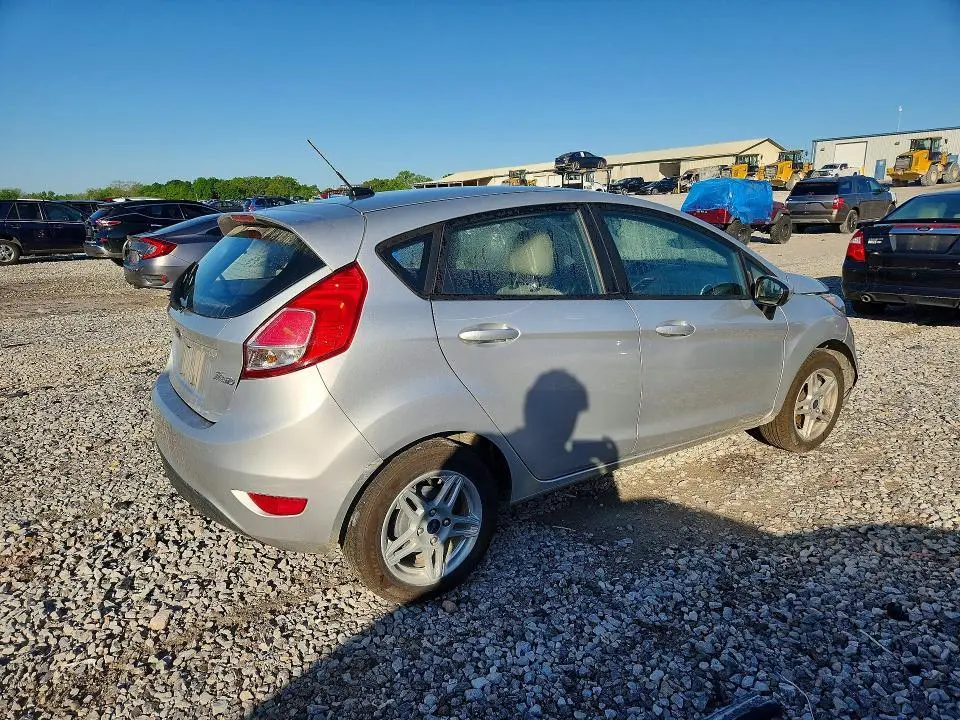 2019 FORD FIESTA SE  