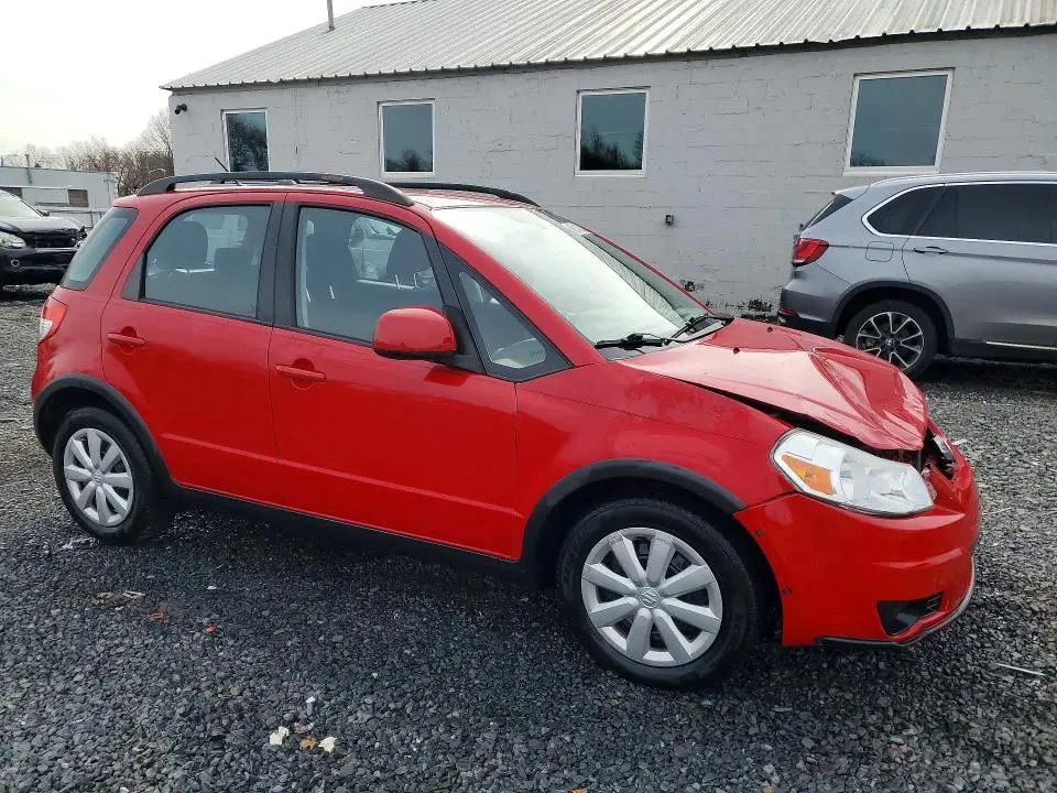 2011 SUZUKI SX4   