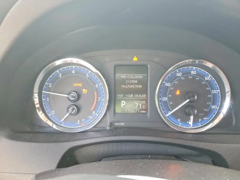 2017 TOYOTA COROLLA L  