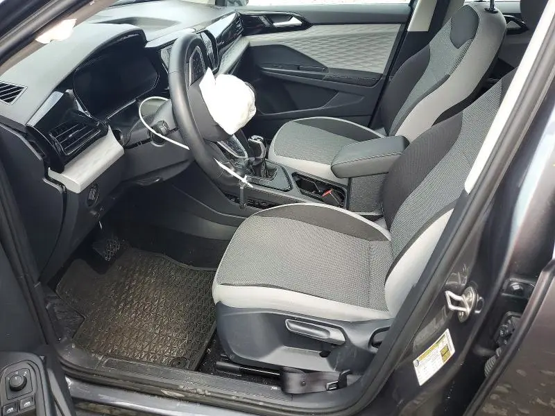 2024 VOLKSWAGEN TAOS S  
