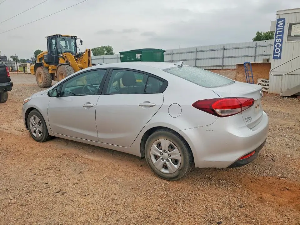2018 KIA FORTE LX  