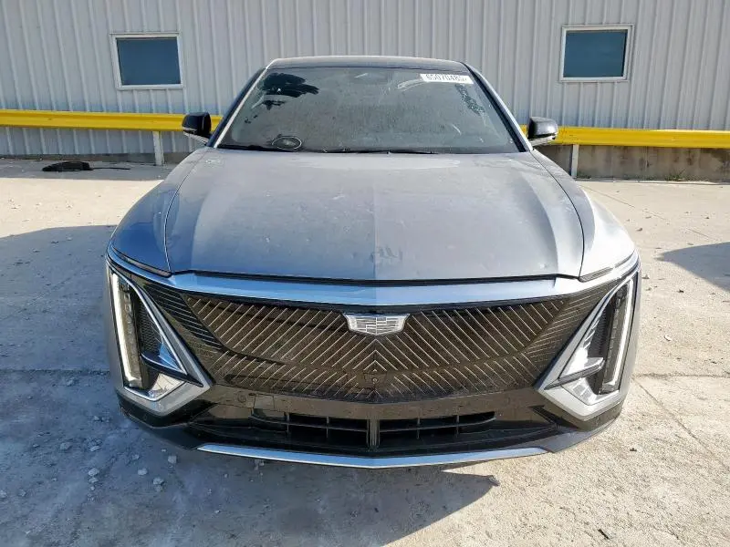 2024 CADILLAC LYRIQ LUXURY  