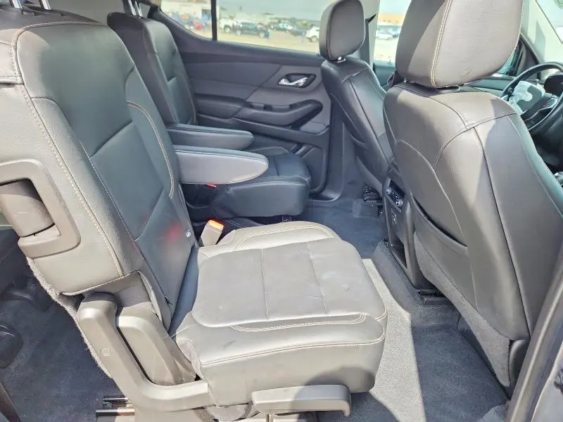 2020 CHEVROLET TRAVERSE LT  