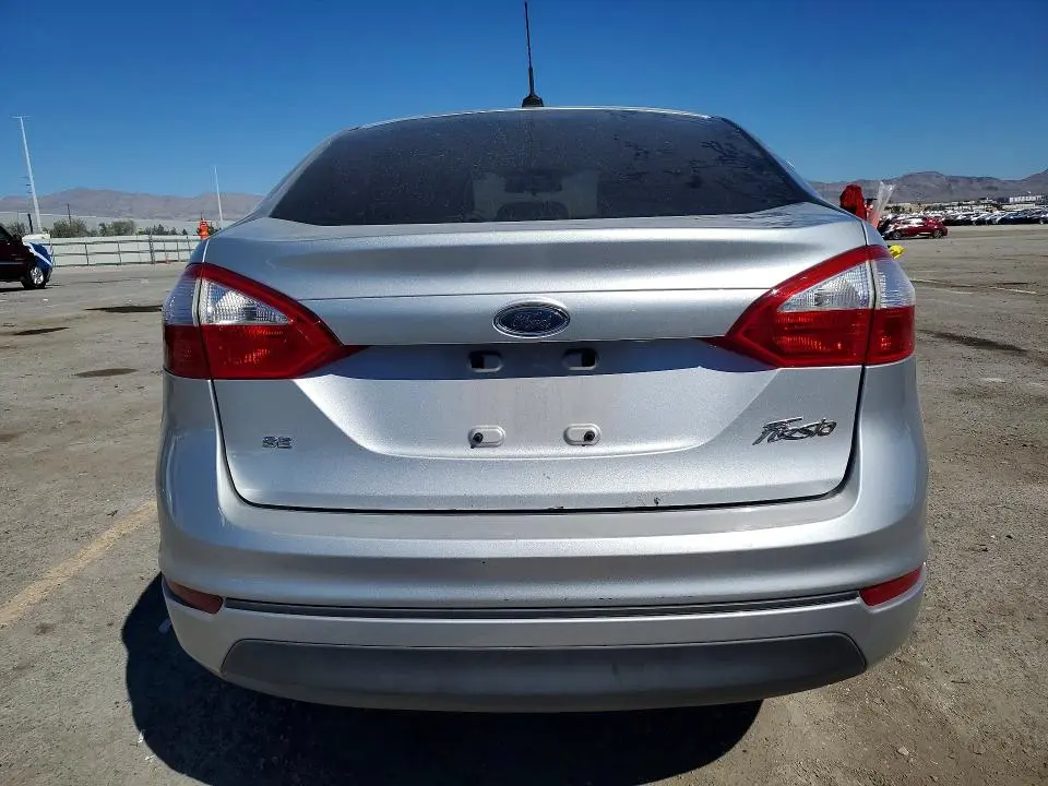 2017 FORD FIESTA SE  