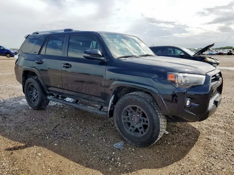 2024 TOYOTA 4RUNNER SR5/SR5 PREMIUM  