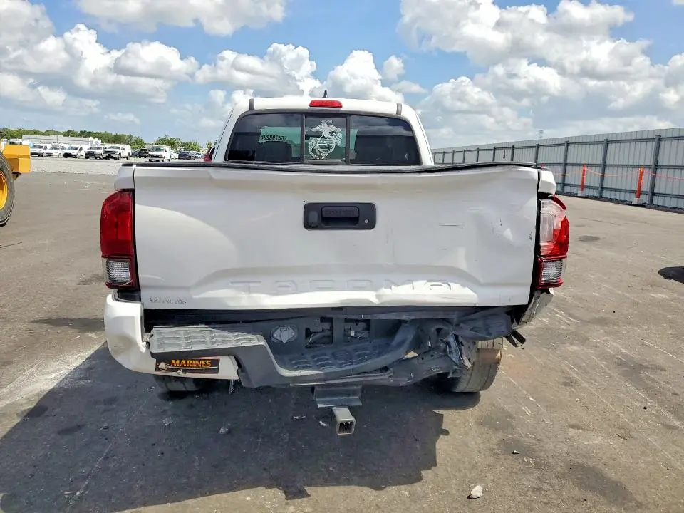 2019 TOYOTA TACOMA SR  