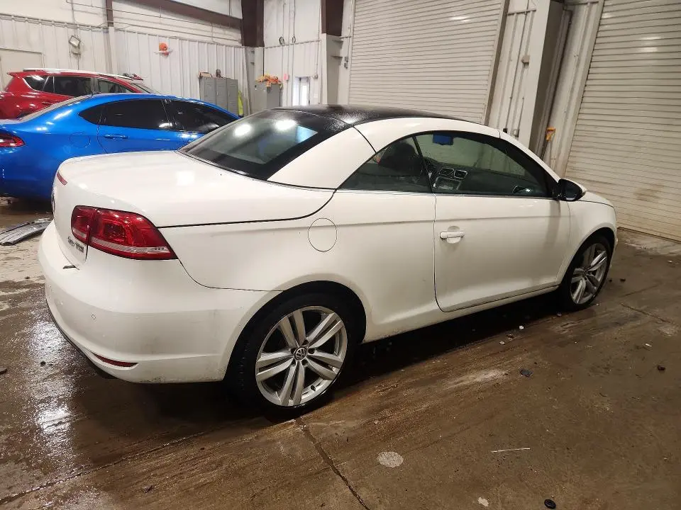 2014 VOLKSWAGEN EOS LUX  