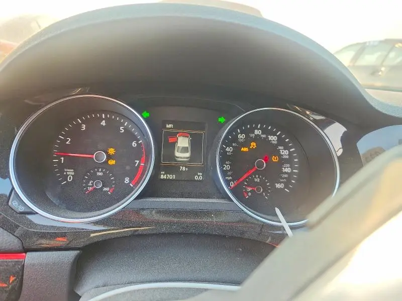 2016 VOLKSWAGEN JETTA GLI  