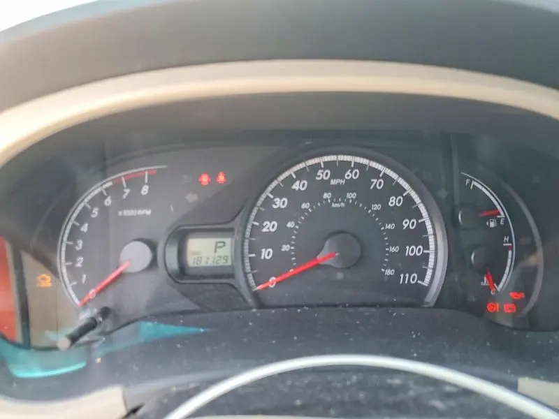 2011 TOYOTA SIENNA   
