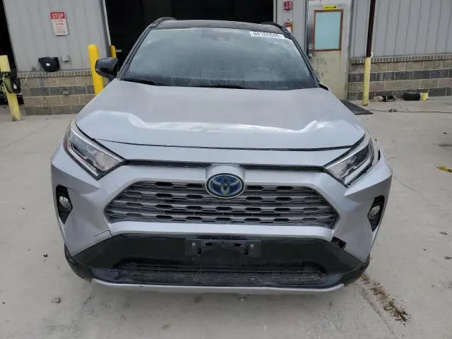 2019 TOYOTA RAV4 XSE  