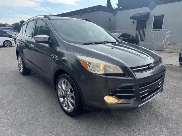 2016 FORD ESCAPE SE
