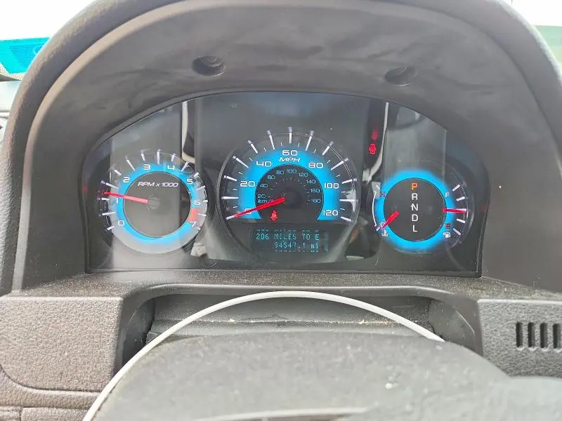 2011 FORD FUSION SE  