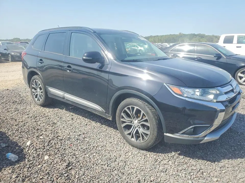 2016 MITSUBISHI OUTLANDER SE  