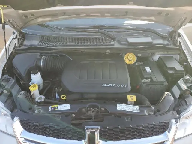 2014 DODGE GRAND CARAVAN SE  