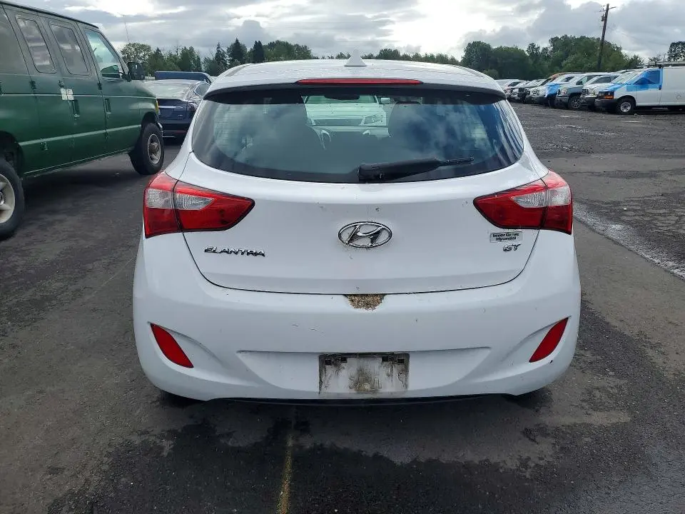 2013 HYUNDAI ELANTRA GT BASE  
